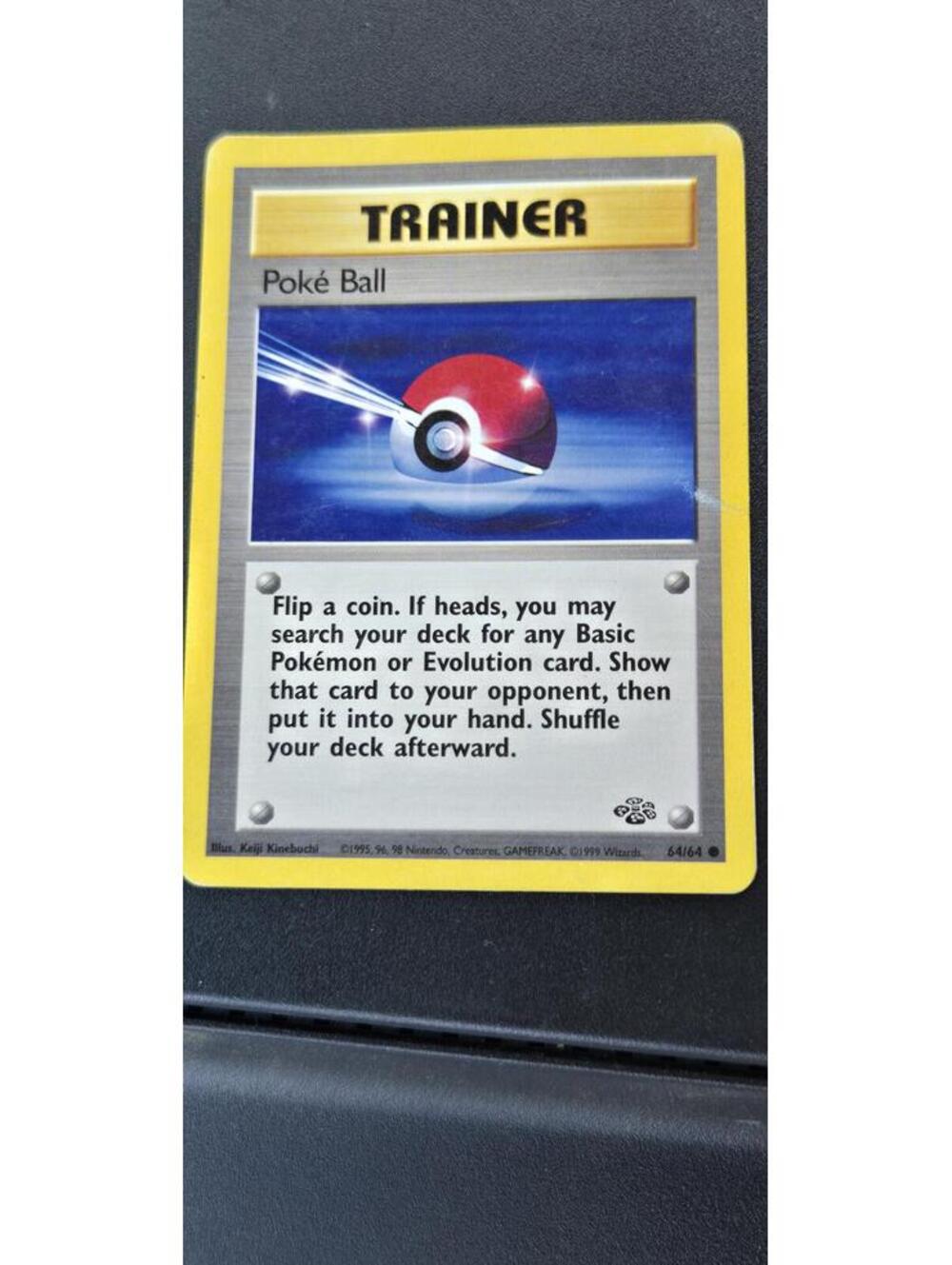 Pokemon Trainer Poké Ball Card